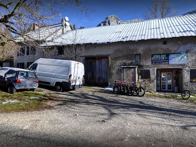 Green e-bike country