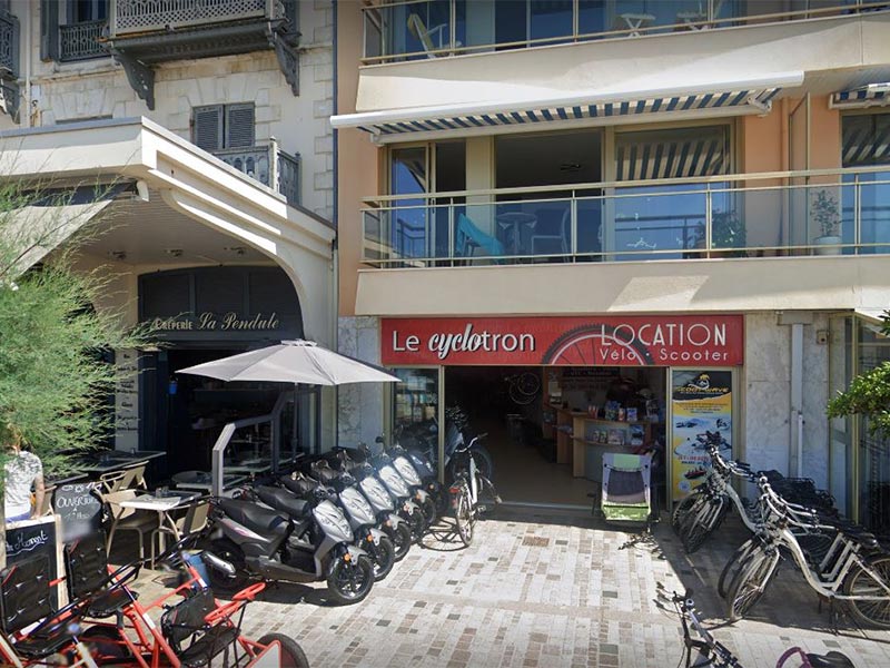 Le Cyclotron