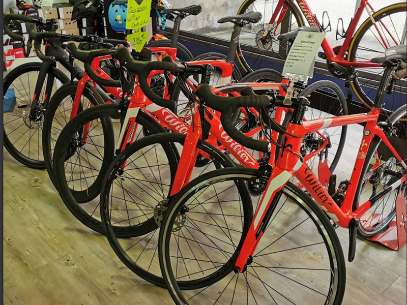 Revelo Cycles